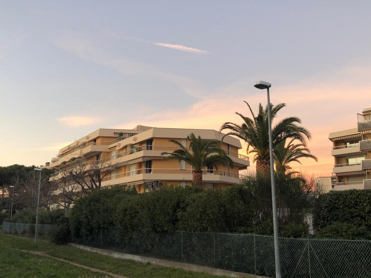 Residence La Miougrano Frejus Plage Екстер'єр фото