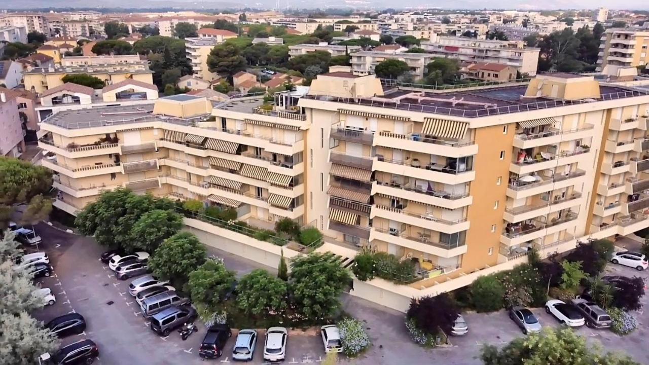 Residence La Miougrano Frejus Plage Екстер'єр фото